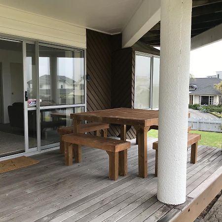 Апартаменты Unit By The Beach Маунт-Маунгани Экстерьер фото